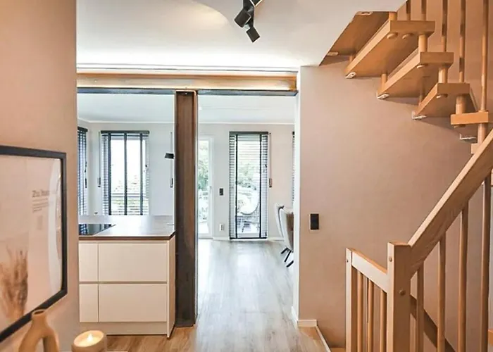 Grosse Doppelhaushaelfte Mit Sauna, Pool & Garten * Bendorf