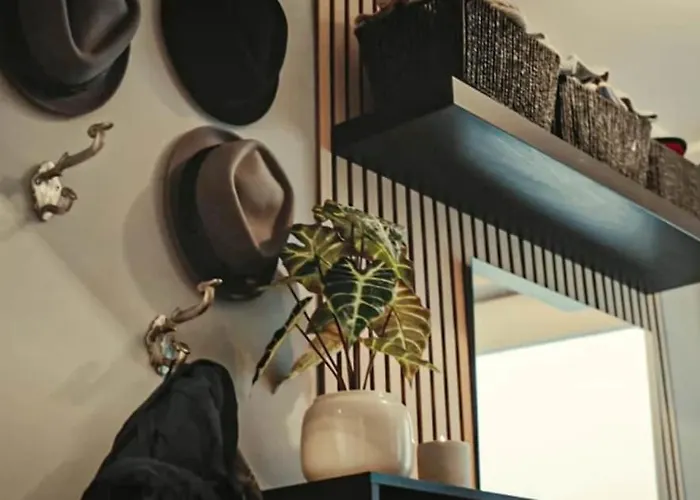 Grosse Doppelhaushaelfte Mit Sauna, Pool & Garten * Bendorf